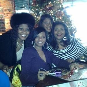 Meet your Posher, Lynette